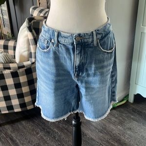 Good American shorts